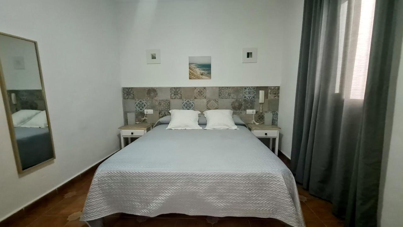 Hostal Canalejas Cádiz Kültér fotó