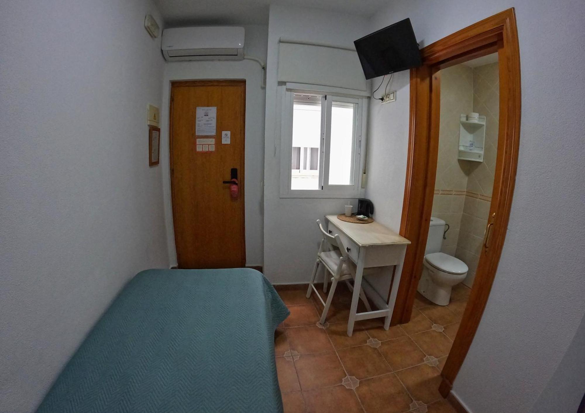 Hostal Canalejas Cádiz Kültér fotó